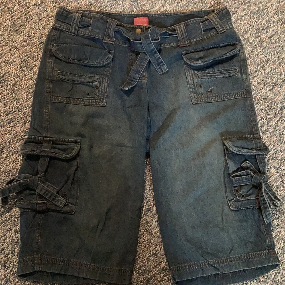 The Limited Denim Capri Pants/Bermuda Shorts - Picture 3 of 4